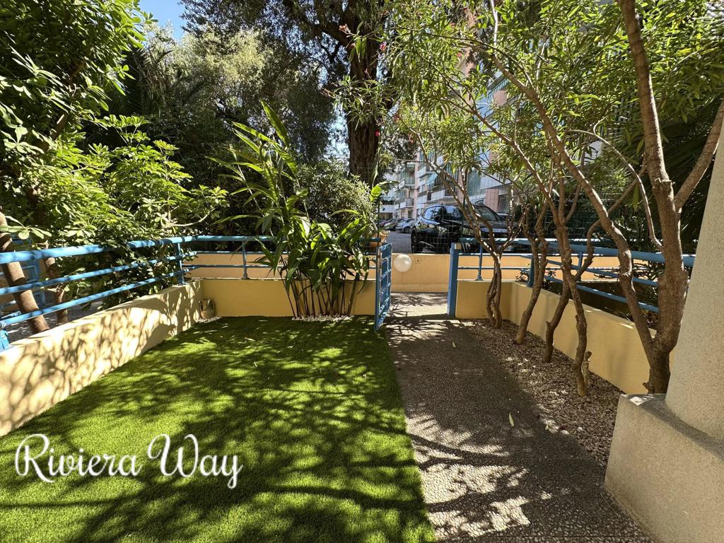 1 room apartment in Roquebrune — Cap Martin, photo #4, listing #103867680