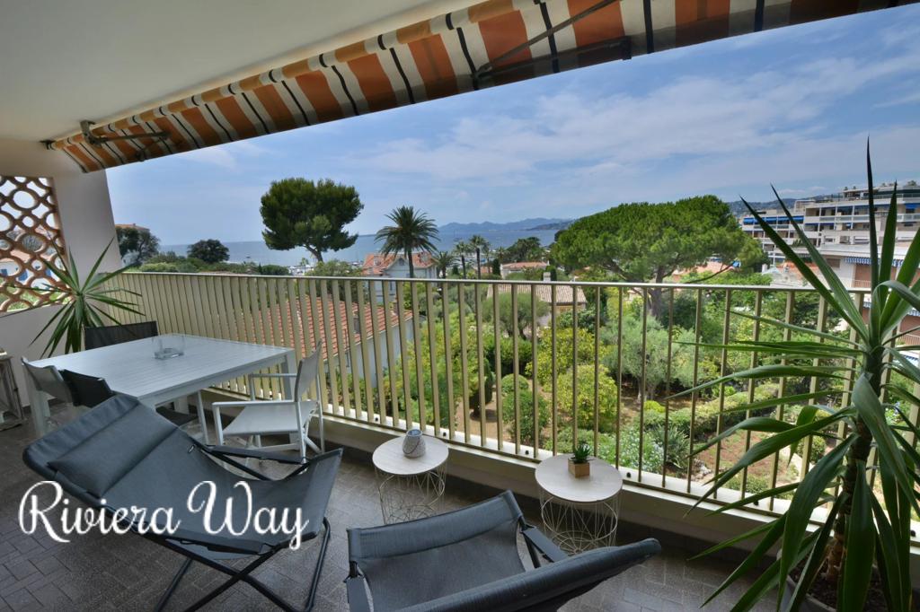 3 room apartment in Cap d'Antibes, photo #7, listing #95107026