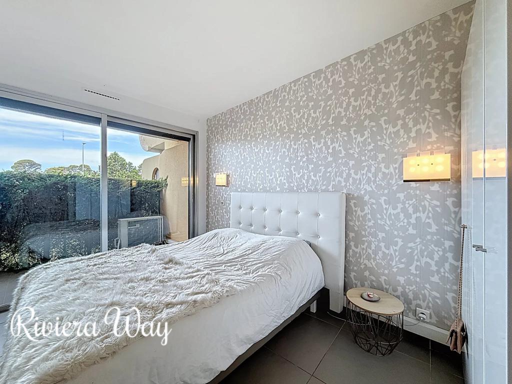 3 room apartment in Le Cannet, photo #3, listing #103788888