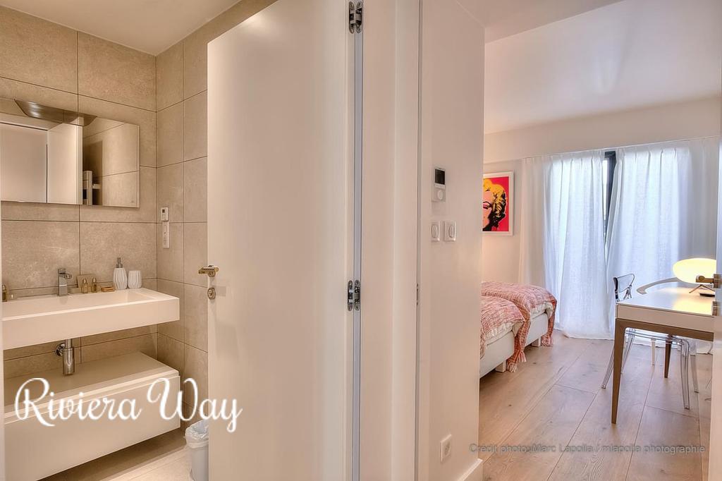 4 room apartment in Boulevard de la Croisette, 121 m², photo #2, listing #94405374