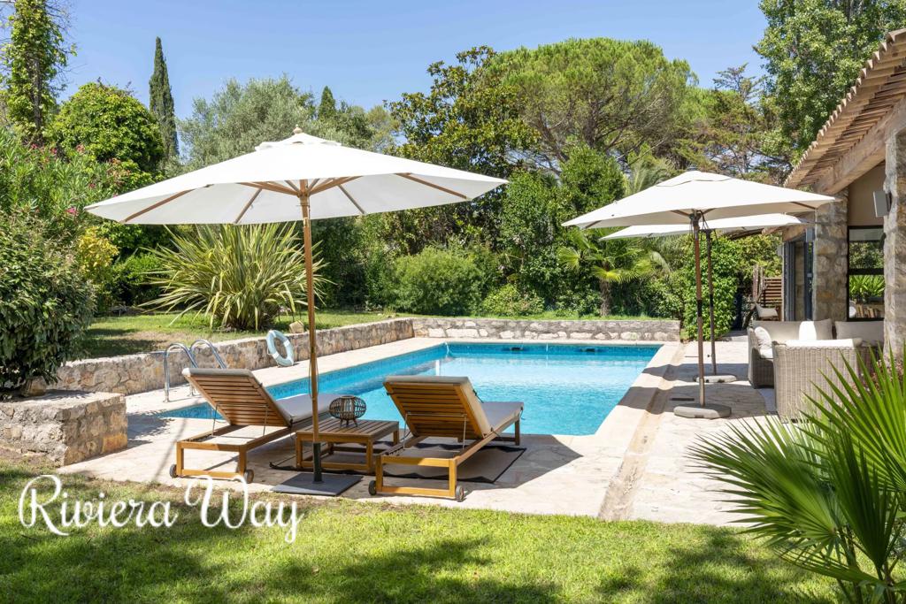 Villa in Mougins, photo #8, listing #103832106