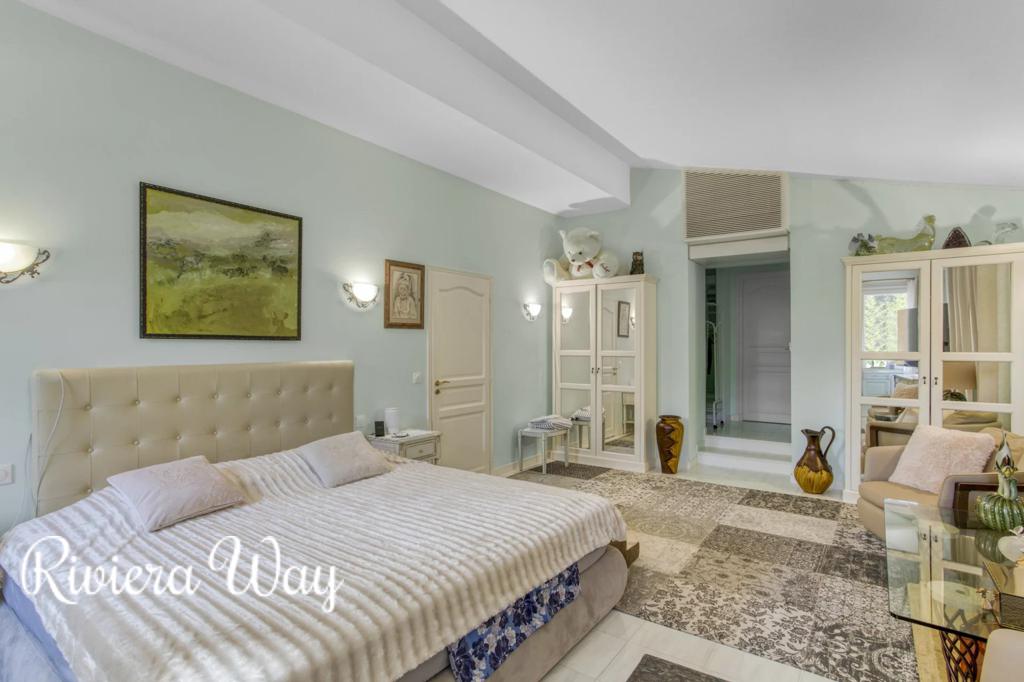 7 room villa in Villefranche-sur-Mer, photo #2, listing #103145028