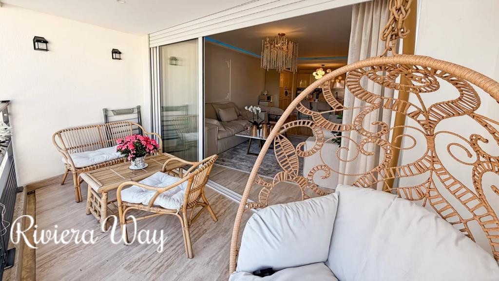 3 room apartment in Cannes, photo #6, listing #106084482