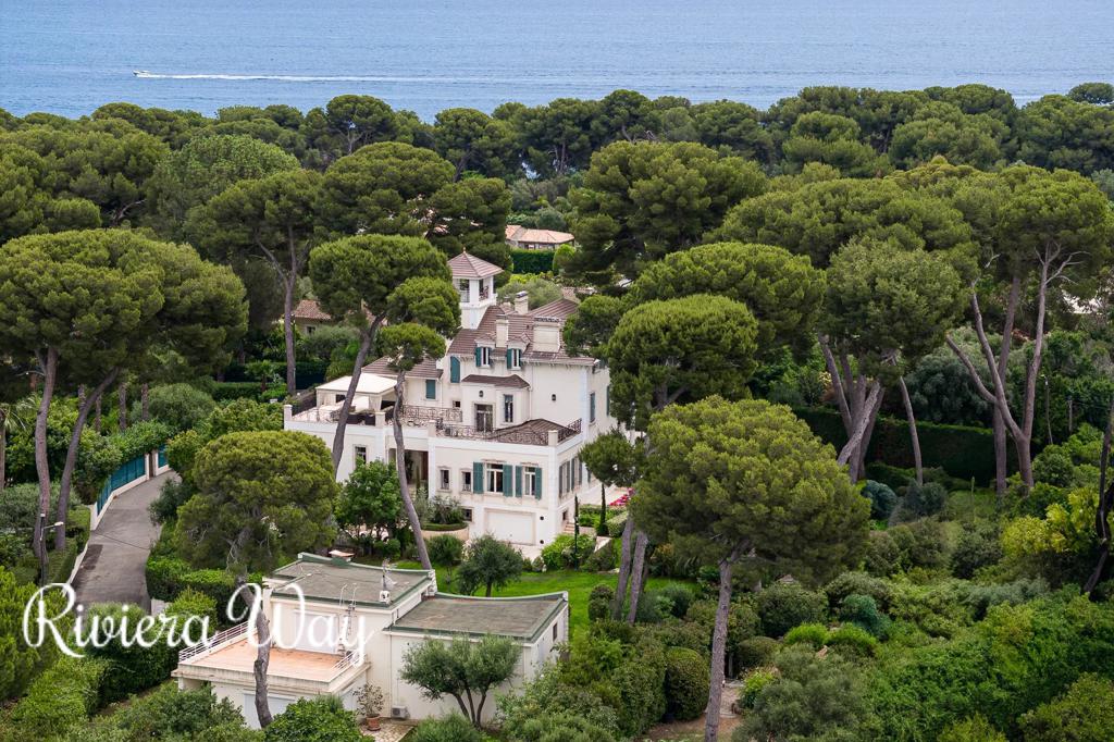 19 room villa in Cap d'Antibes, photo #9, listing #99937656