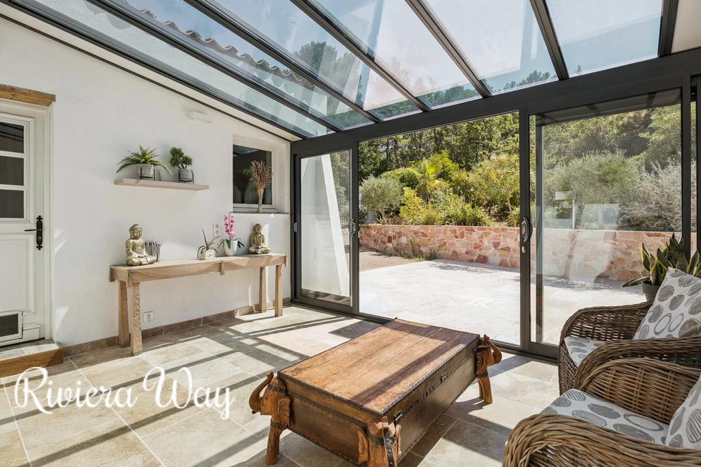 7 room villa in Fayence, photo #4, listing #103897374