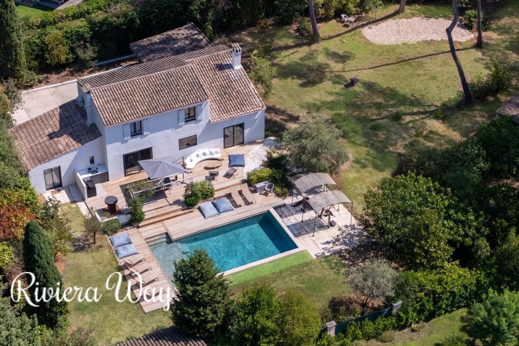 Villa in Mougins, photo #1, listing #106918938