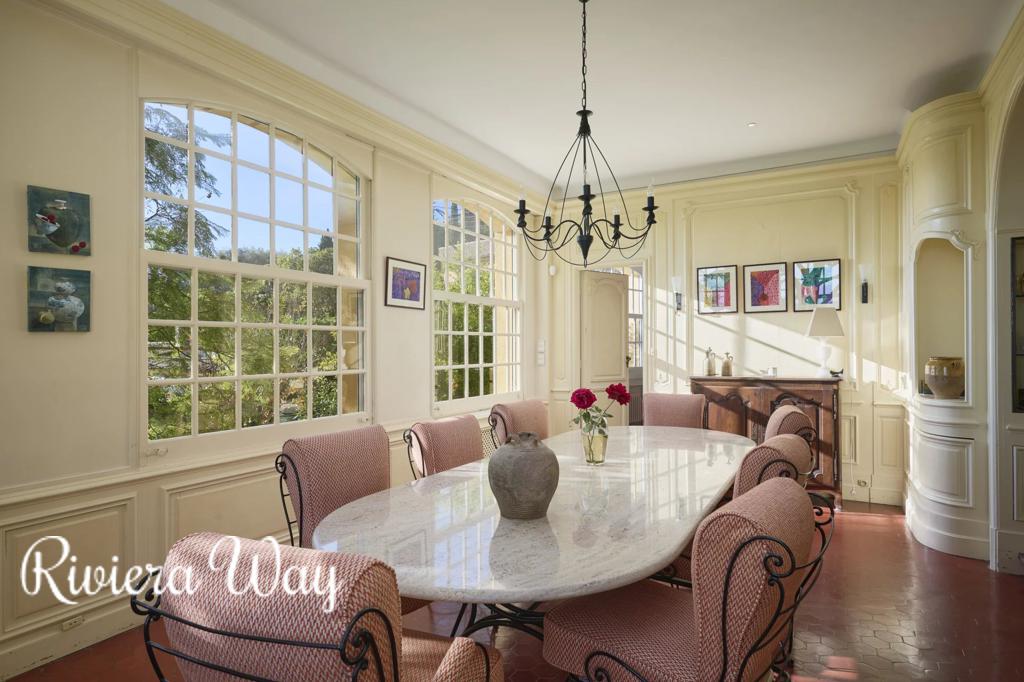 20 room villa in Mougins, photo #3, listing #99395814
