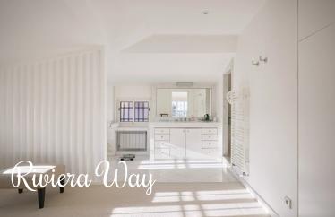 20 room villa in Mougins