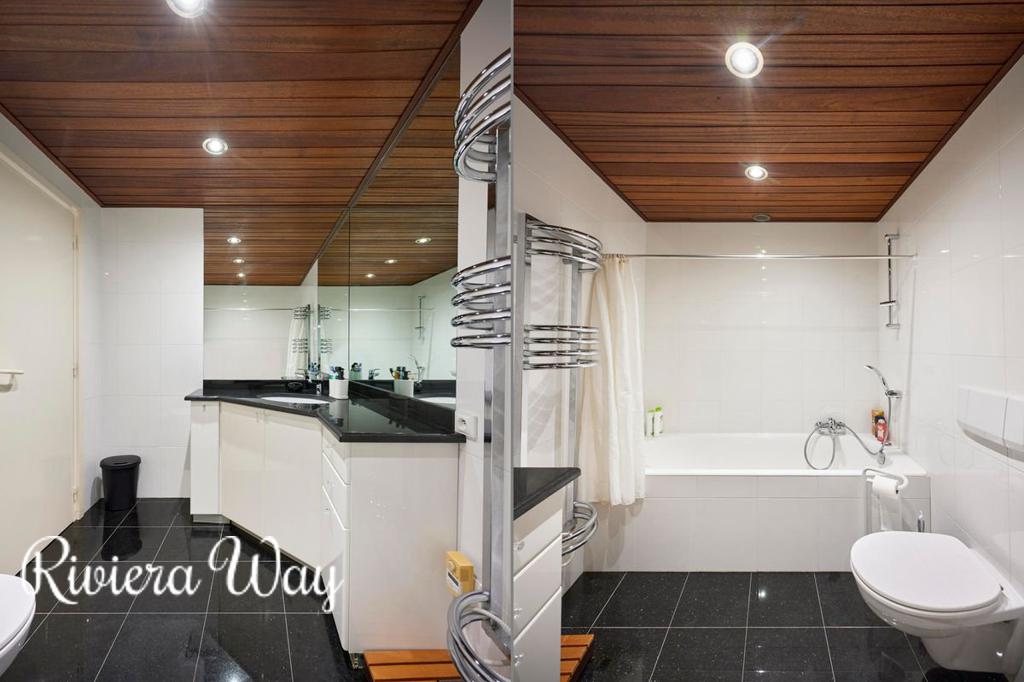 5 room villa in Roquebrune — Cap Martin, 317 m², photo #9, listing #94380342