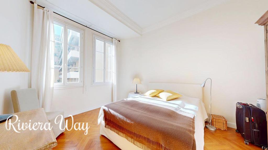 5 room apartment in Nice, 120 m², photo #9, listing #106035762