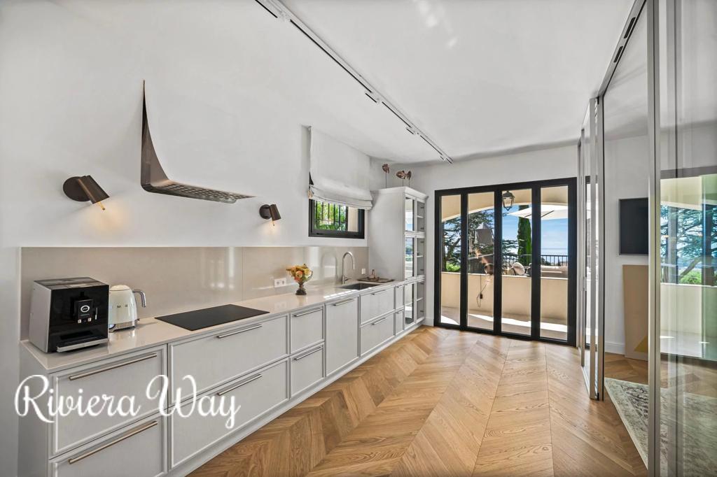 Villa in Roquebrune — Cap Martin, photo #7, listing #105781200