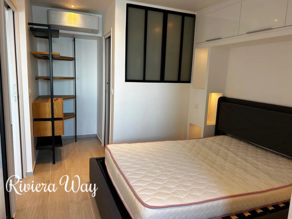 2 room apartment in Cannes, photo #5, listing #104479536