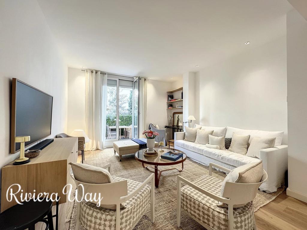 3 room apartment in Cannes, photo #9, listing #102630276