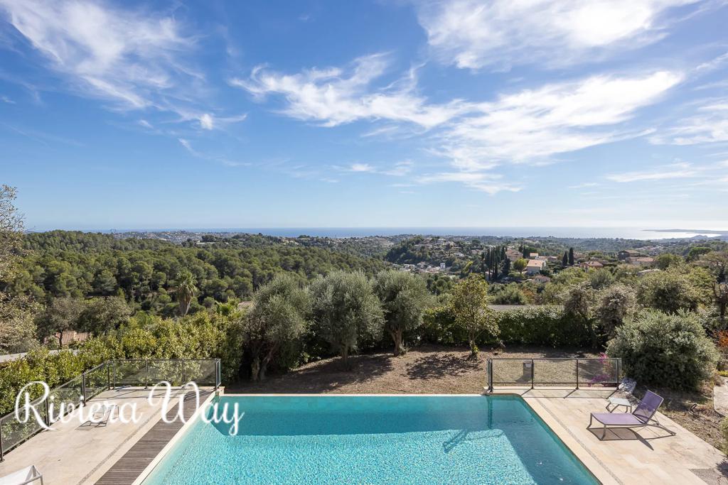6 room villa in La Gaude, photo #1, listing #104429094