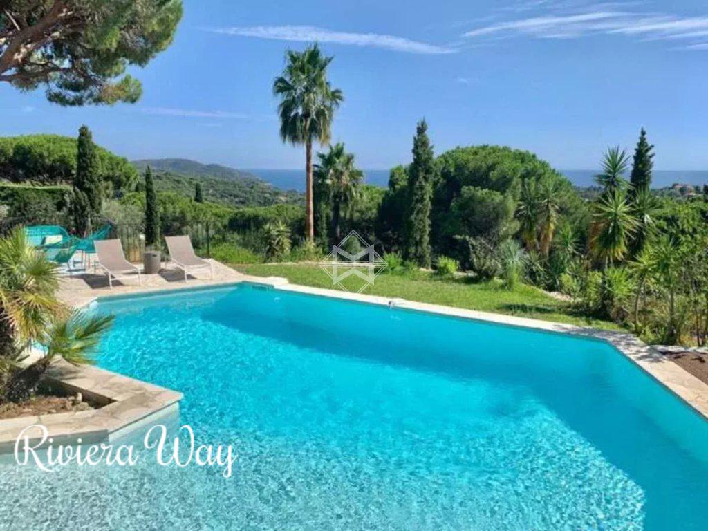 Villa in La Croix-Valmer, 270 m², photo #4, listing #104698104