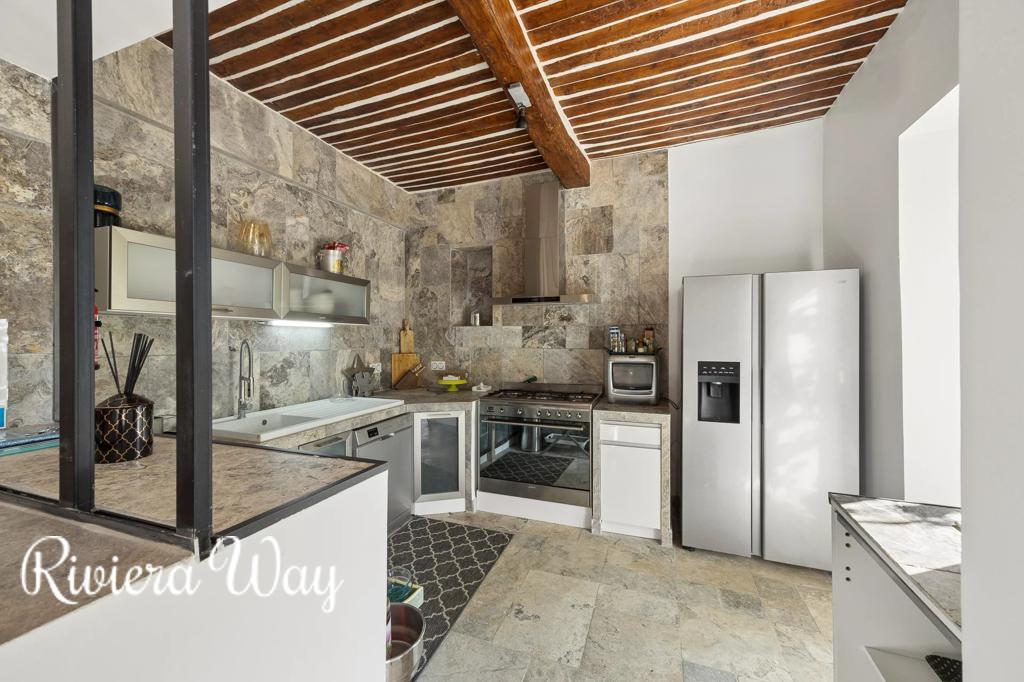9 room villa in Les Arcs, photo #9, listing #107177196
