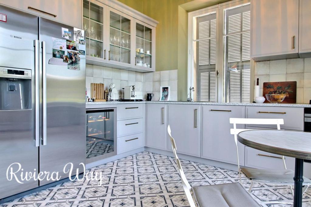 5 room apartment in Roquebrune — Cap Martin, 162 m², photo #2, listing #94404954