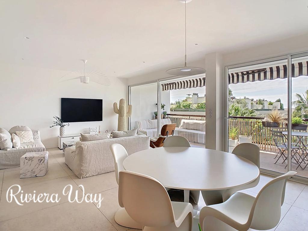 3 room apartment in Cannes, photo #4, listing #103031880