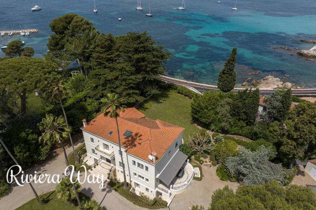 11 room villa in Cap d'Antibes, photo #9, listing #87859254