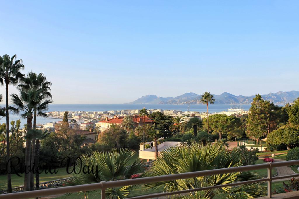 3 room apartment in Cannes, photo #10, listing #78859578