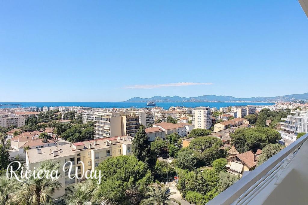 2 room apartment in Californie - Pezou, photo #2, listing #104899956