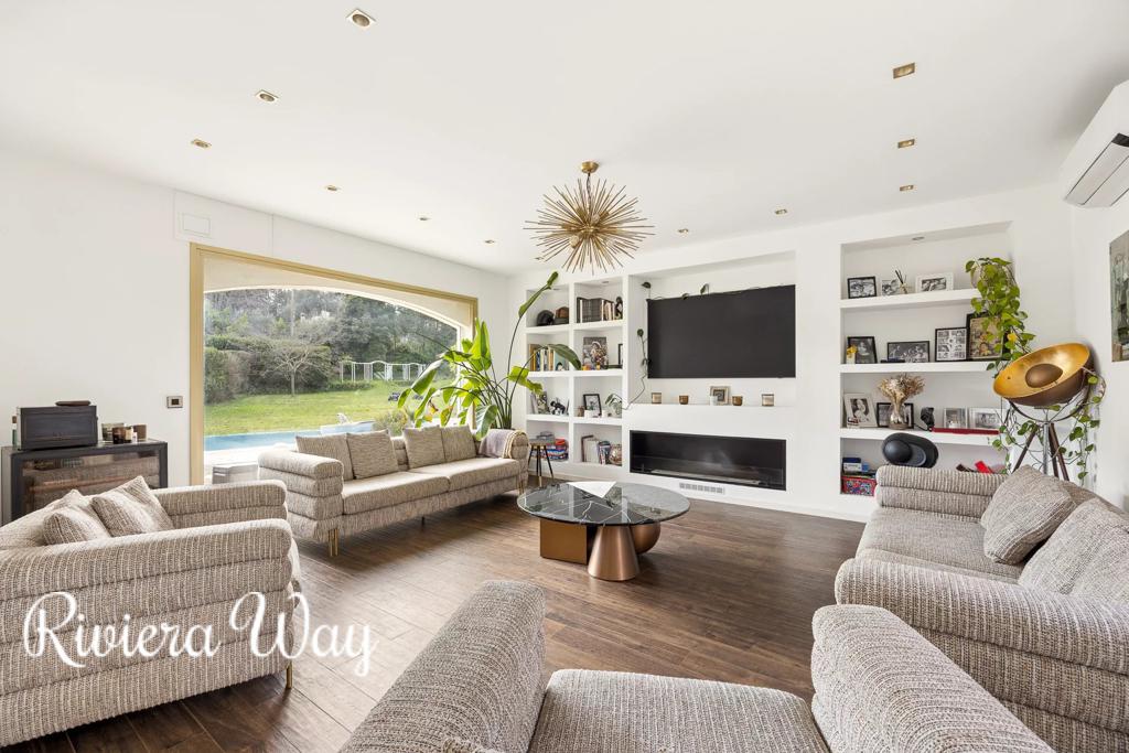 7 room villa in Roquefort-les-Pins, photo #4, listing #105908502