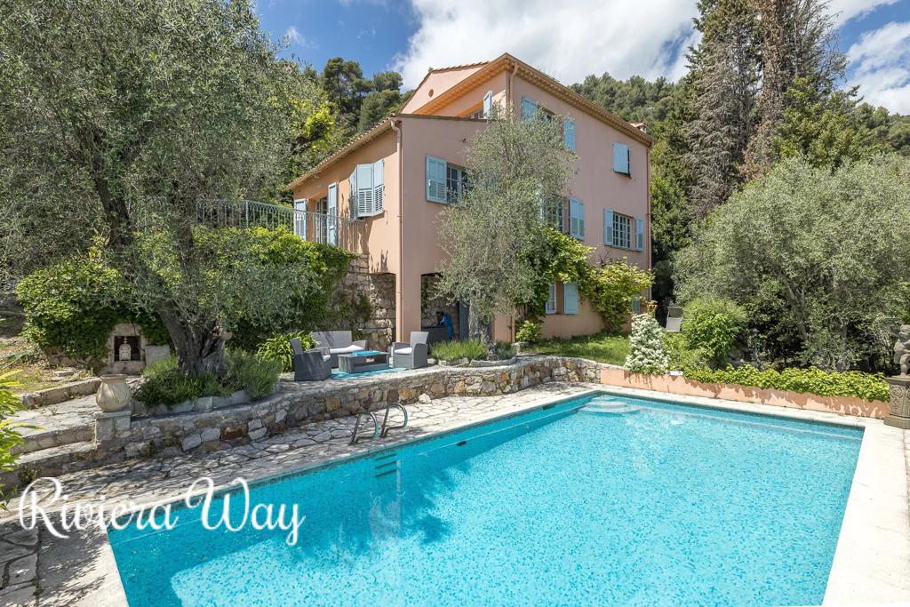 6 room villa in Grasse, photo #4, listing #103175478