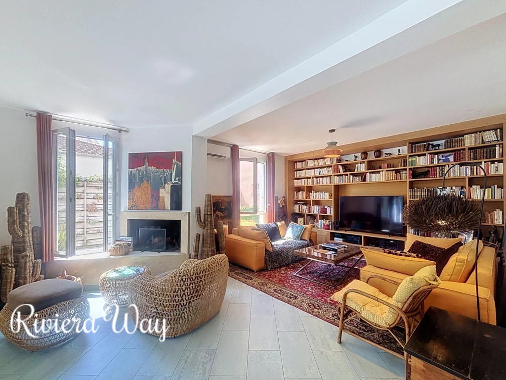 5 room villa in Cap d'Antibes, photo #7, listing #106761858