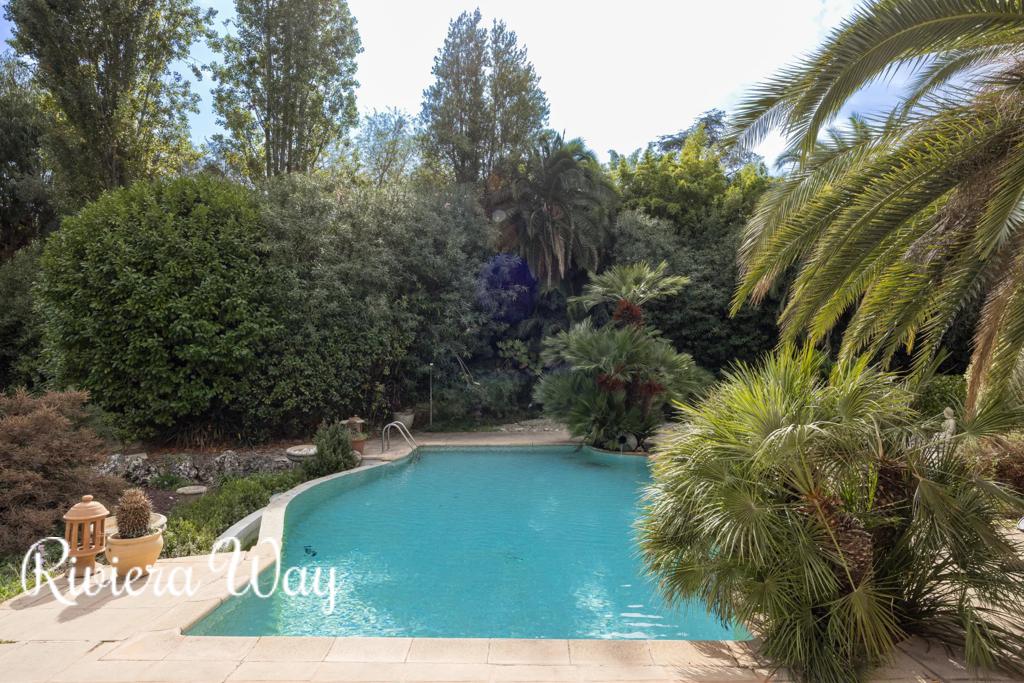 6 room villa in Mougins, photo #9, listing #107177154