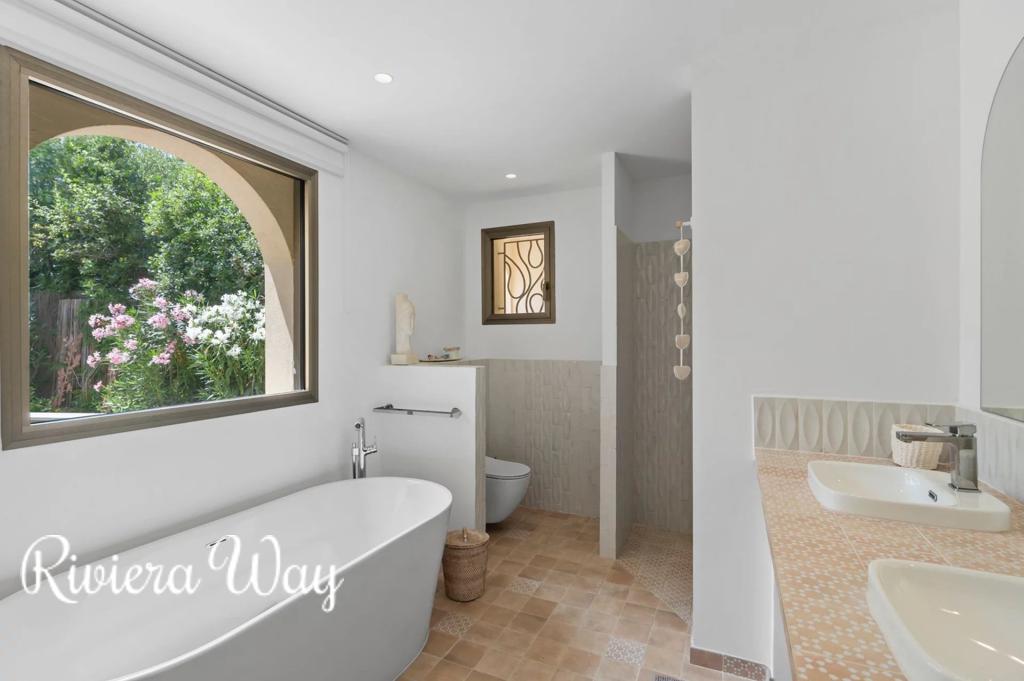 Villa in Grimaud, photo #10, listing #104480334