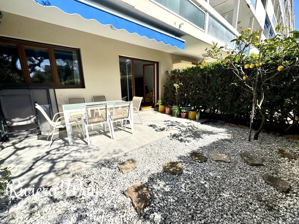 3 room apartment in Cap d'Antibes, photo #3, listing #103498038
