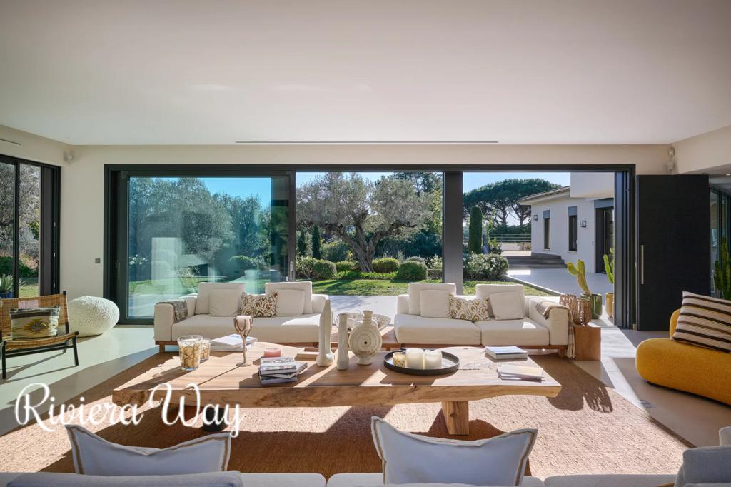 8 room villa in Saint-Tropez, photo #5, listing #81756528