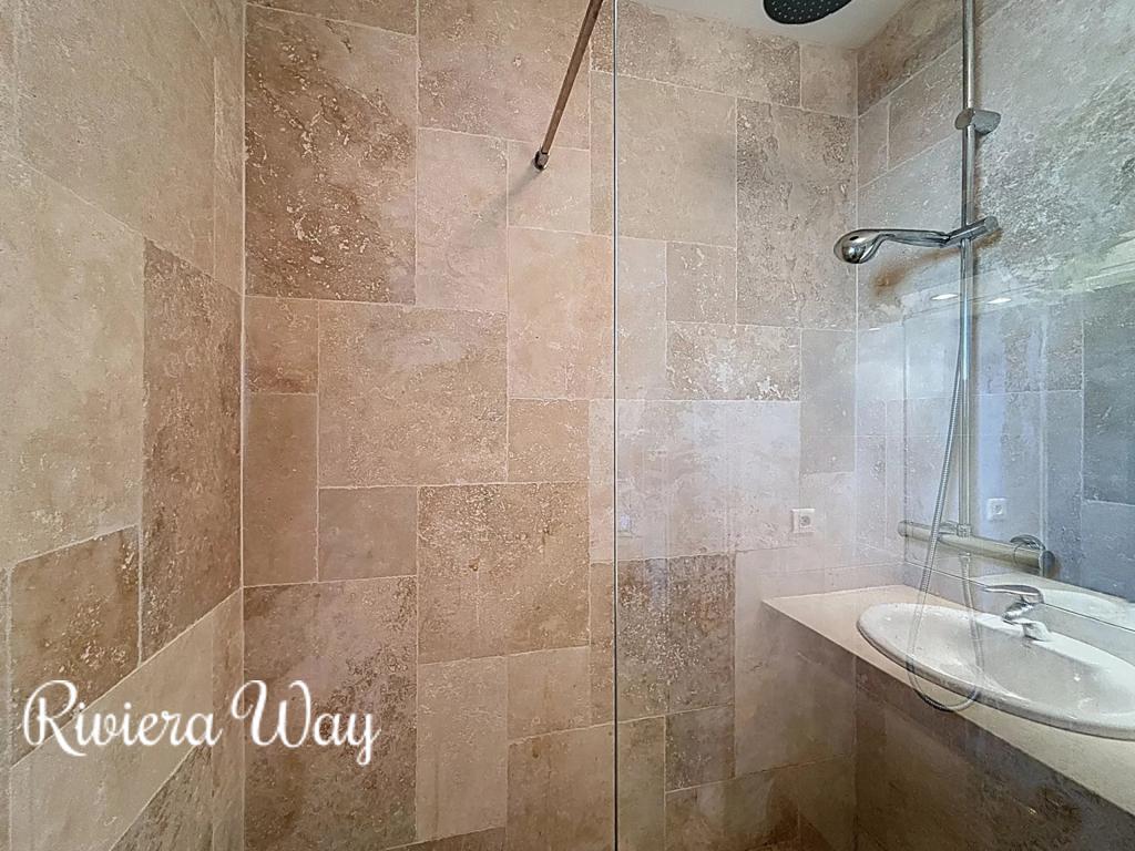 3 room apartment in Antibes, photo #2, listing #104291712