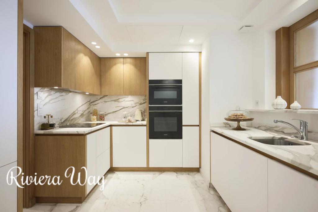 3 room apartment in Cannes, photo #4, listing #105601440