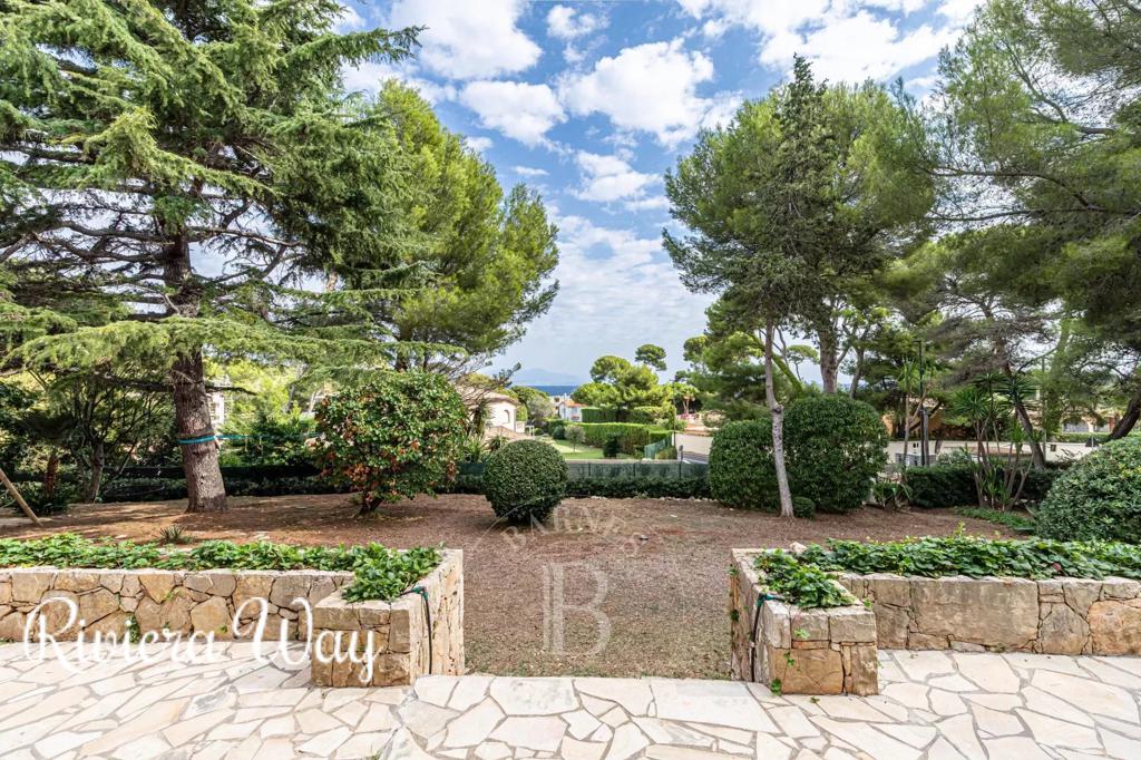 7 room villa in Cap d'Antibes, photo #7, listing #91047894