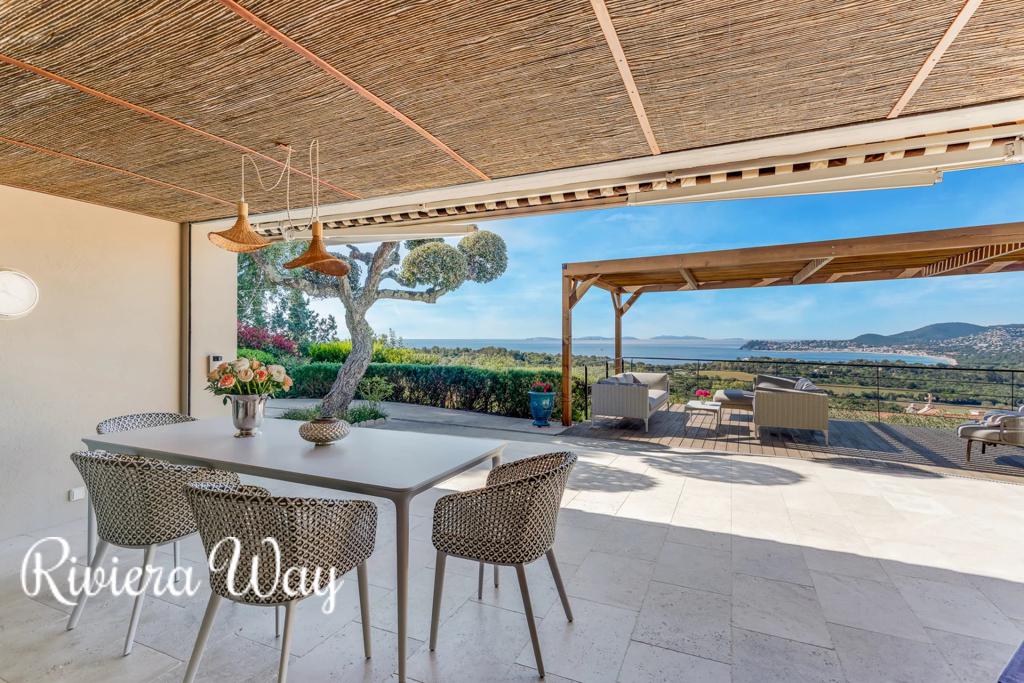 6 room villa in La Croix-Valmer, photo #8, listing #104236314