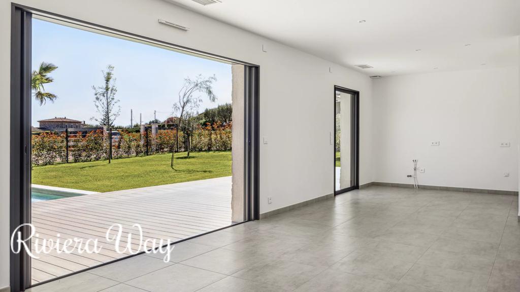 6 room villa in Mougins, photo #4, listing #99759870