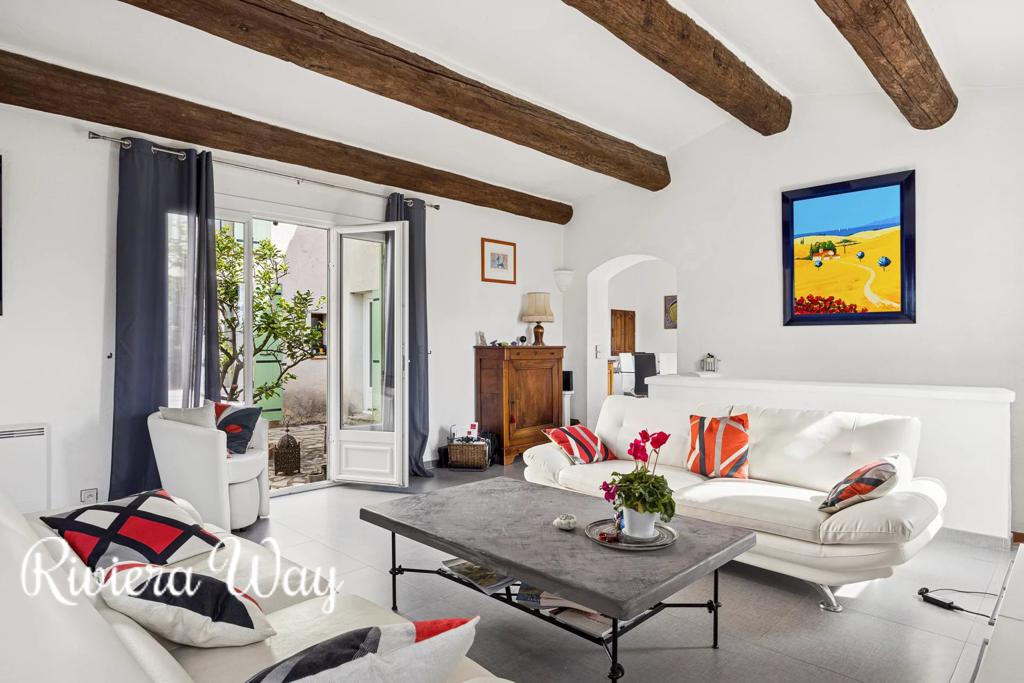 Villa in La Gaude, photo #8, listing #104429052