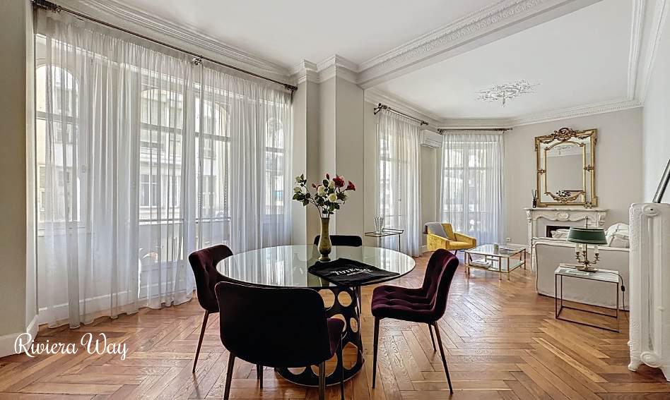 4 room apartment in Le Carré d'Or, 105 m², photo #2, listing #103252380