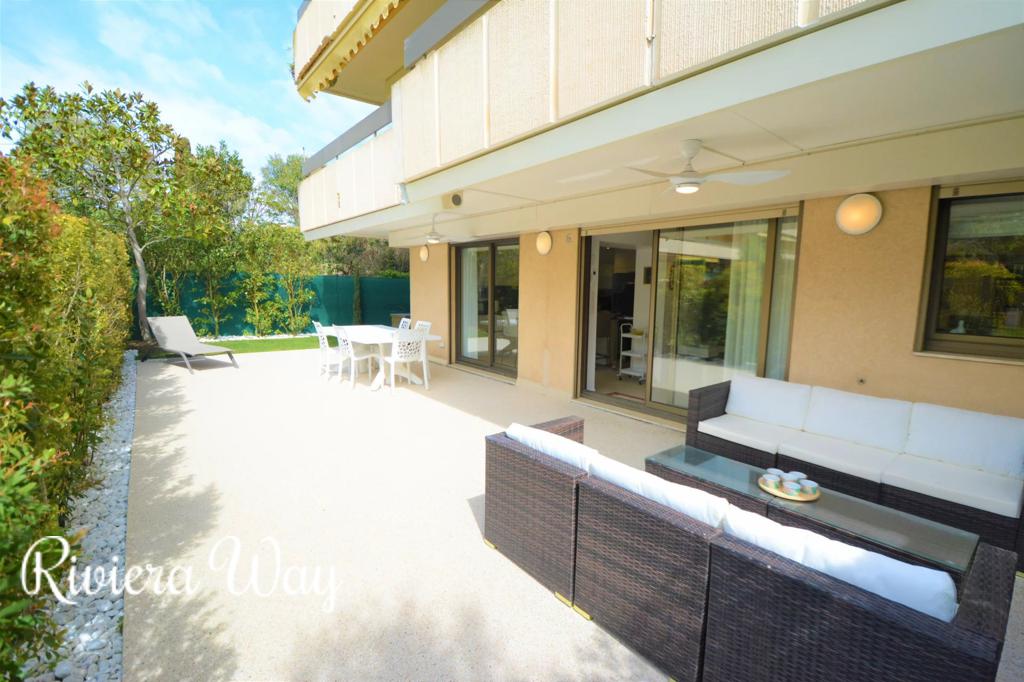 4 room apartment in Juan-les-Pins, photo #3, listing #87719562