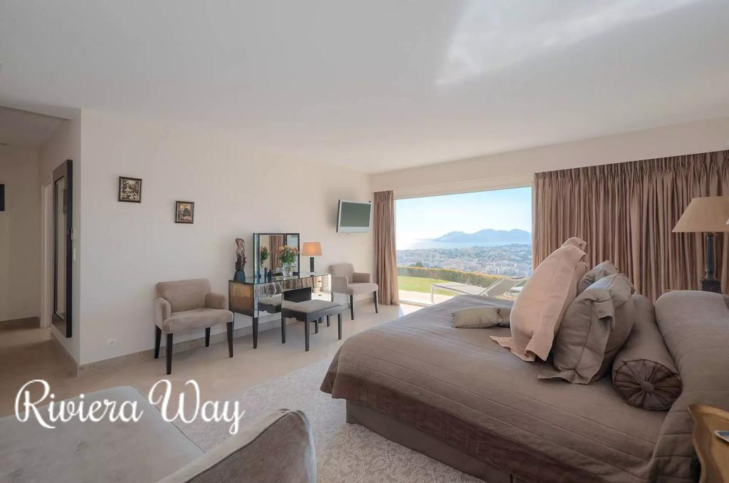 7 room villa in Le Cannet, photo #9, listing #86302482