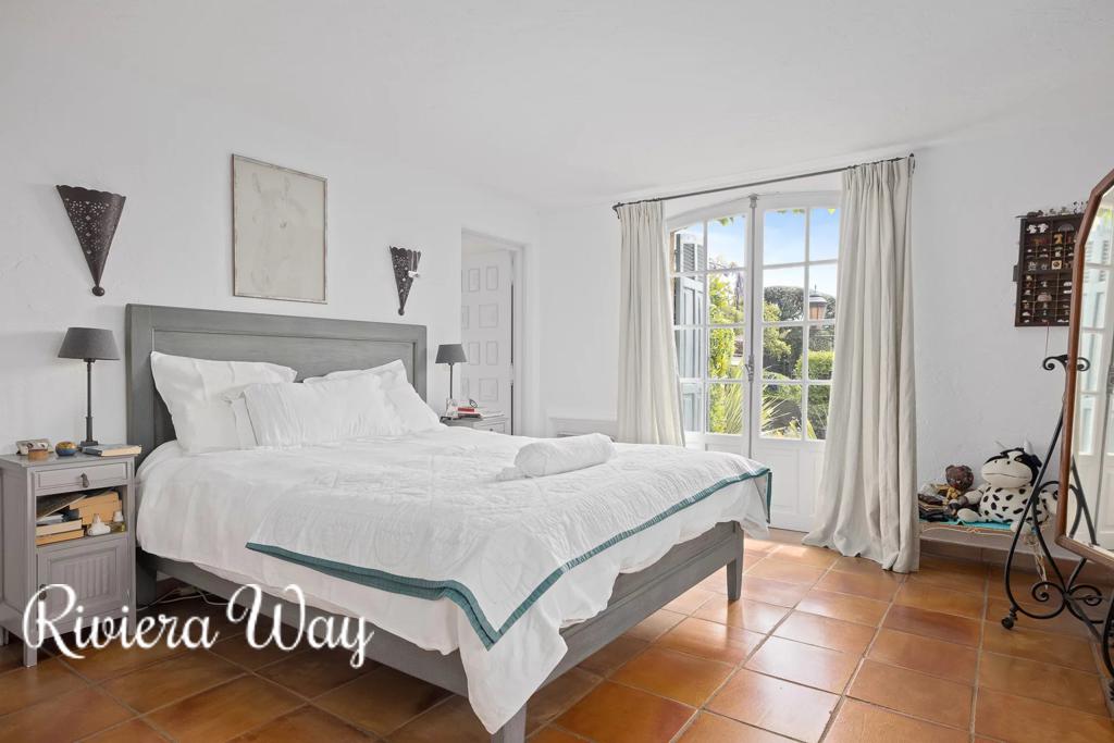 Villa in Saint-Paul-de-Vence, photo #3, listing #83181840
