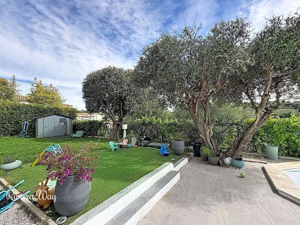 3 room apartment in Nice, photo #7, listing #106330392