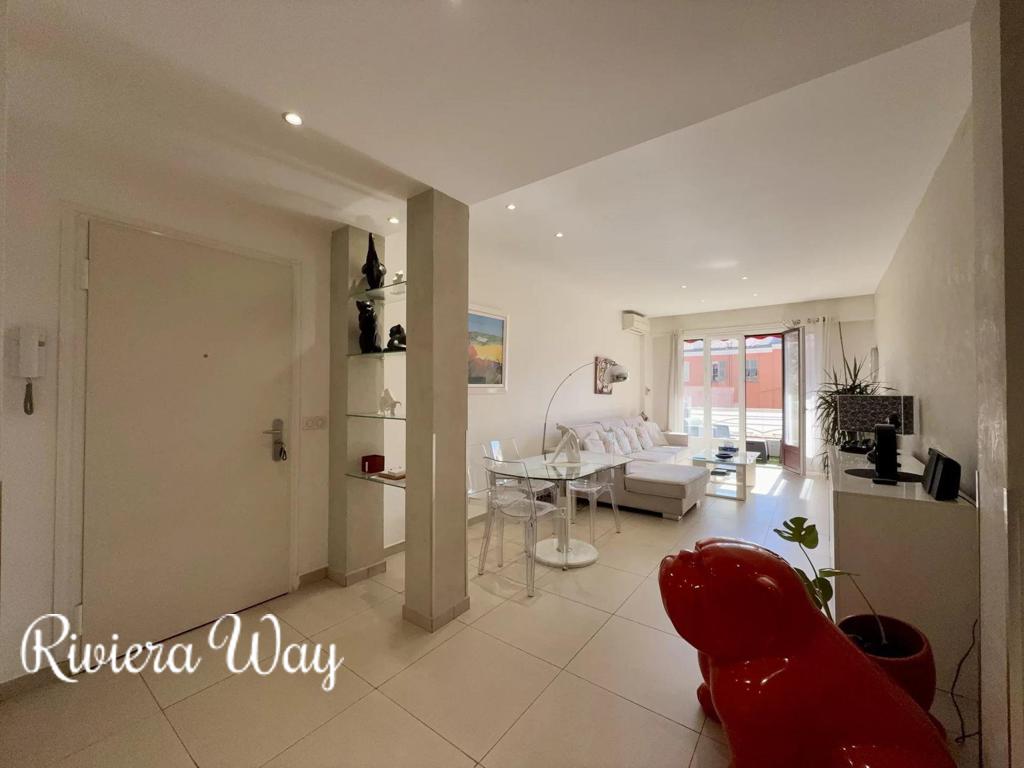 3 room apartment in Le Carré d'Or, 84 m², photo #3, listing #105967638