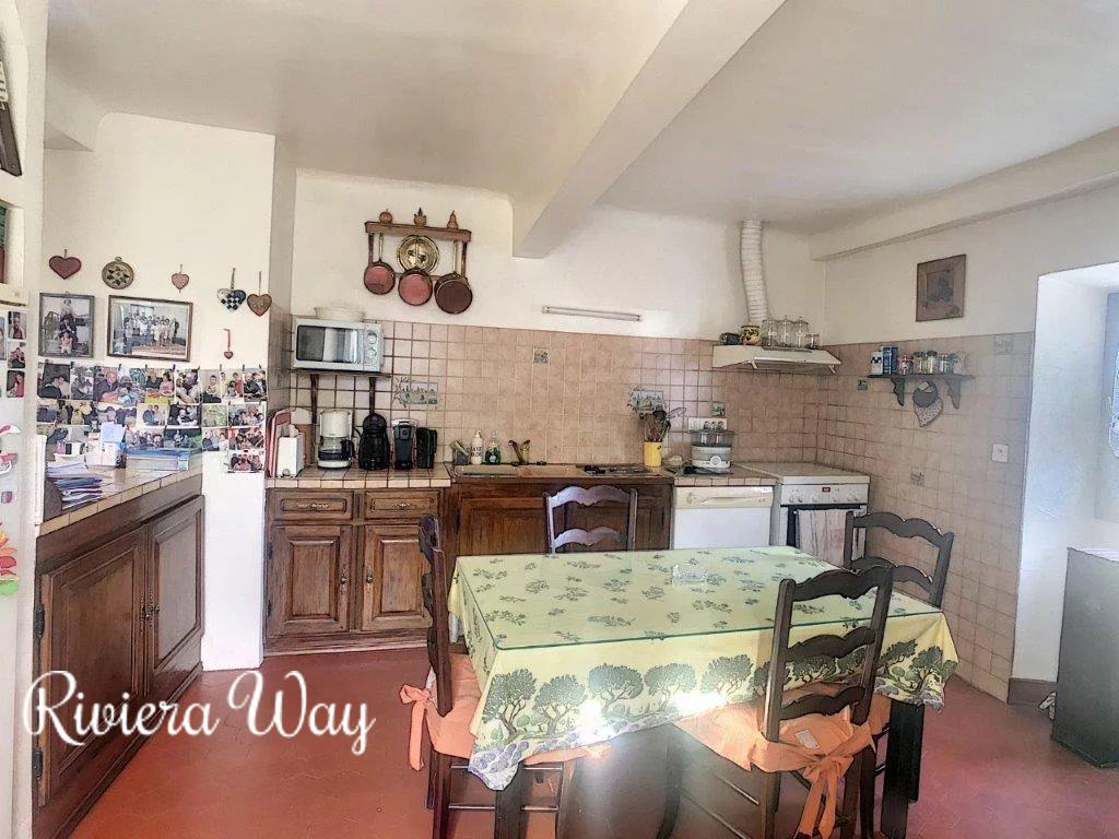 5 room villa in Grasse, photo #9, listing #105008736