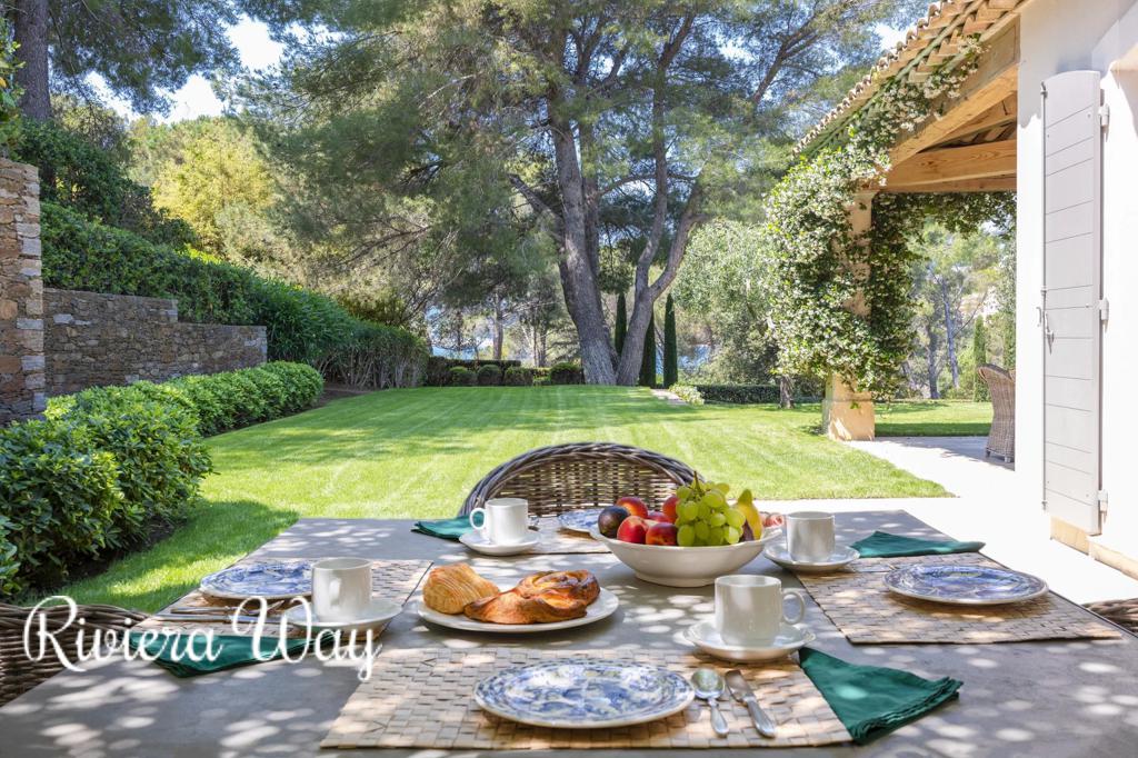 7 room villa in La Croix-Valmer, photo #10, listing #106407924