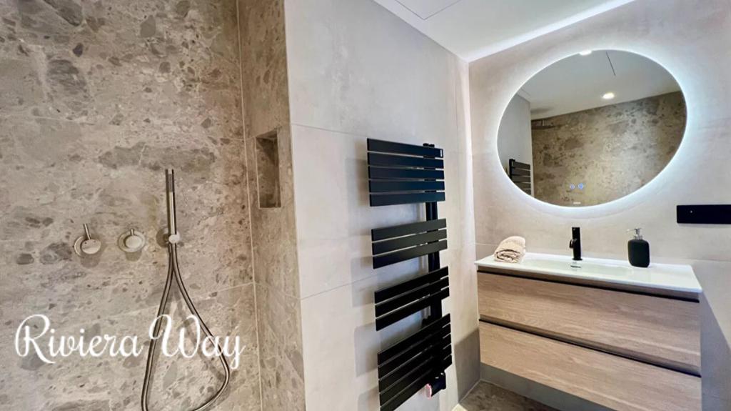 3 room apartment in Antibes, photo #6, listing #103465950
