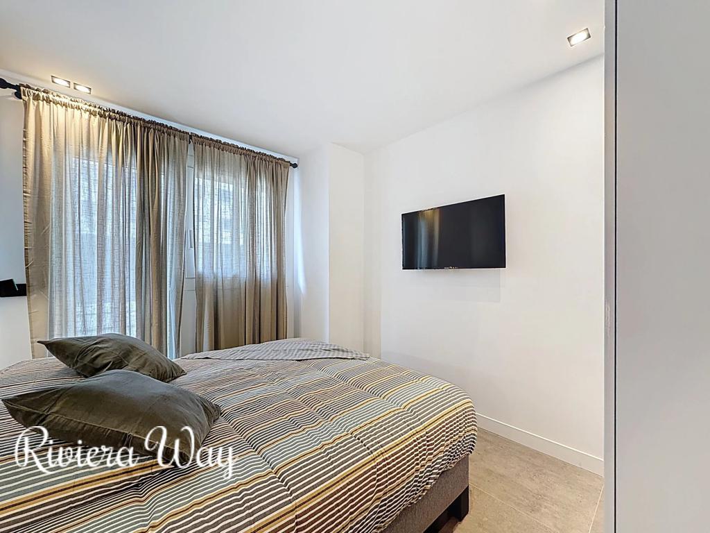 4 room apartment in Le Cannet, photo #3, listing #103387200