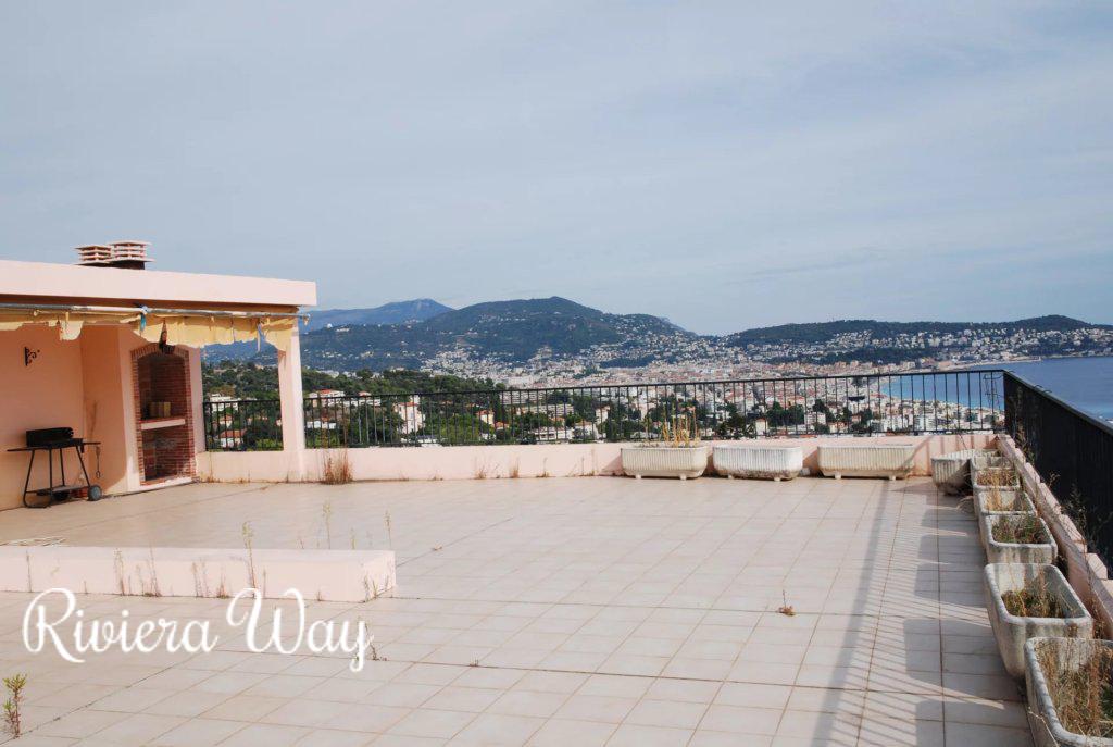 4 room penthouse in Fabron, 119 m², photo #1, listing #106035804