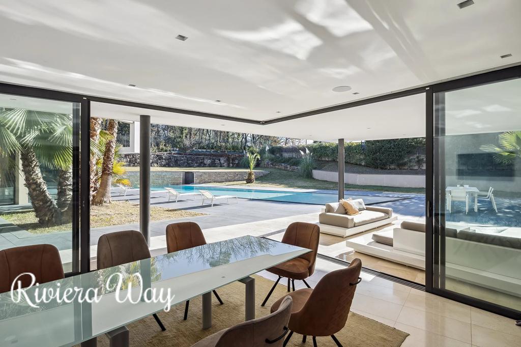 10 room villa in Fayence, photo #3, listing #101597832